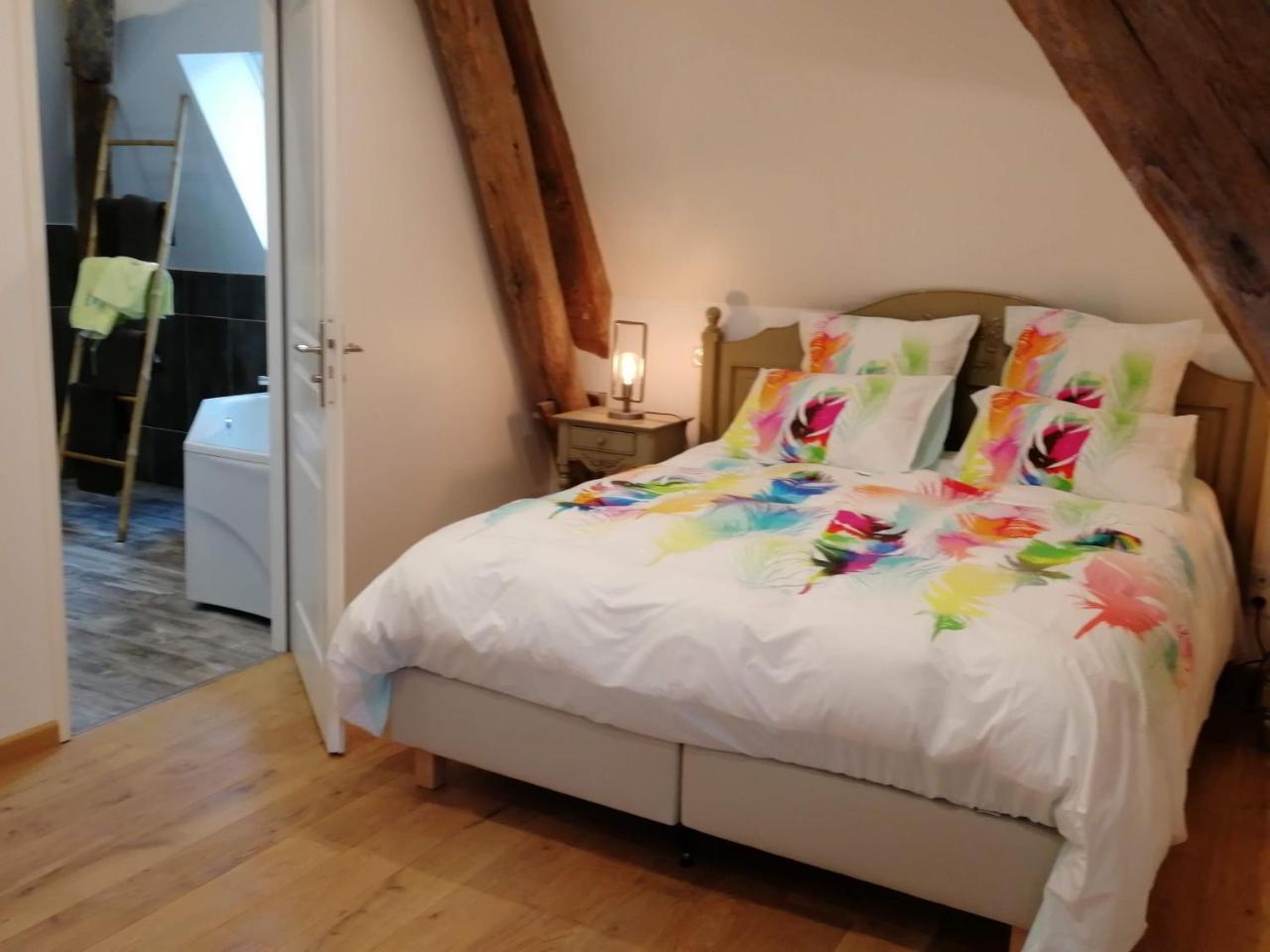 L'Amalgam' Bed and Breakfast Ainay-le-Vieil Exterior foto